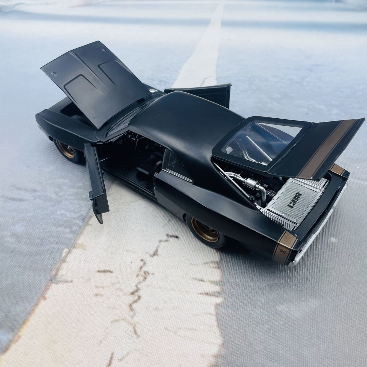 JADA 1:24 Charger 1968 Alloy C - огляд і ціна Model Kit Lamborghini